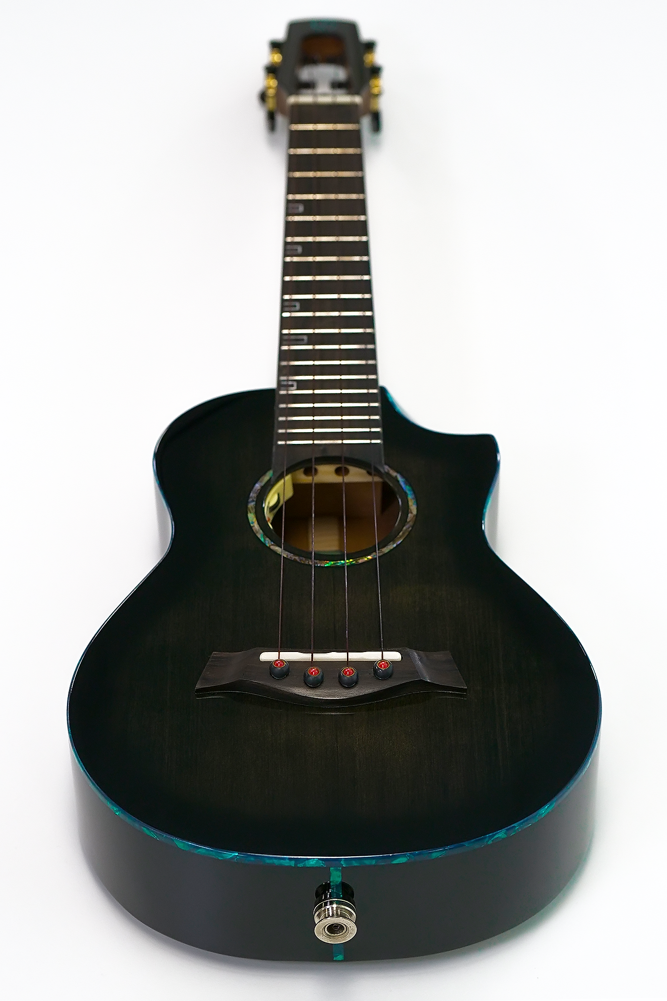 Flight Nighthawk EQ-A Concert Ukulele