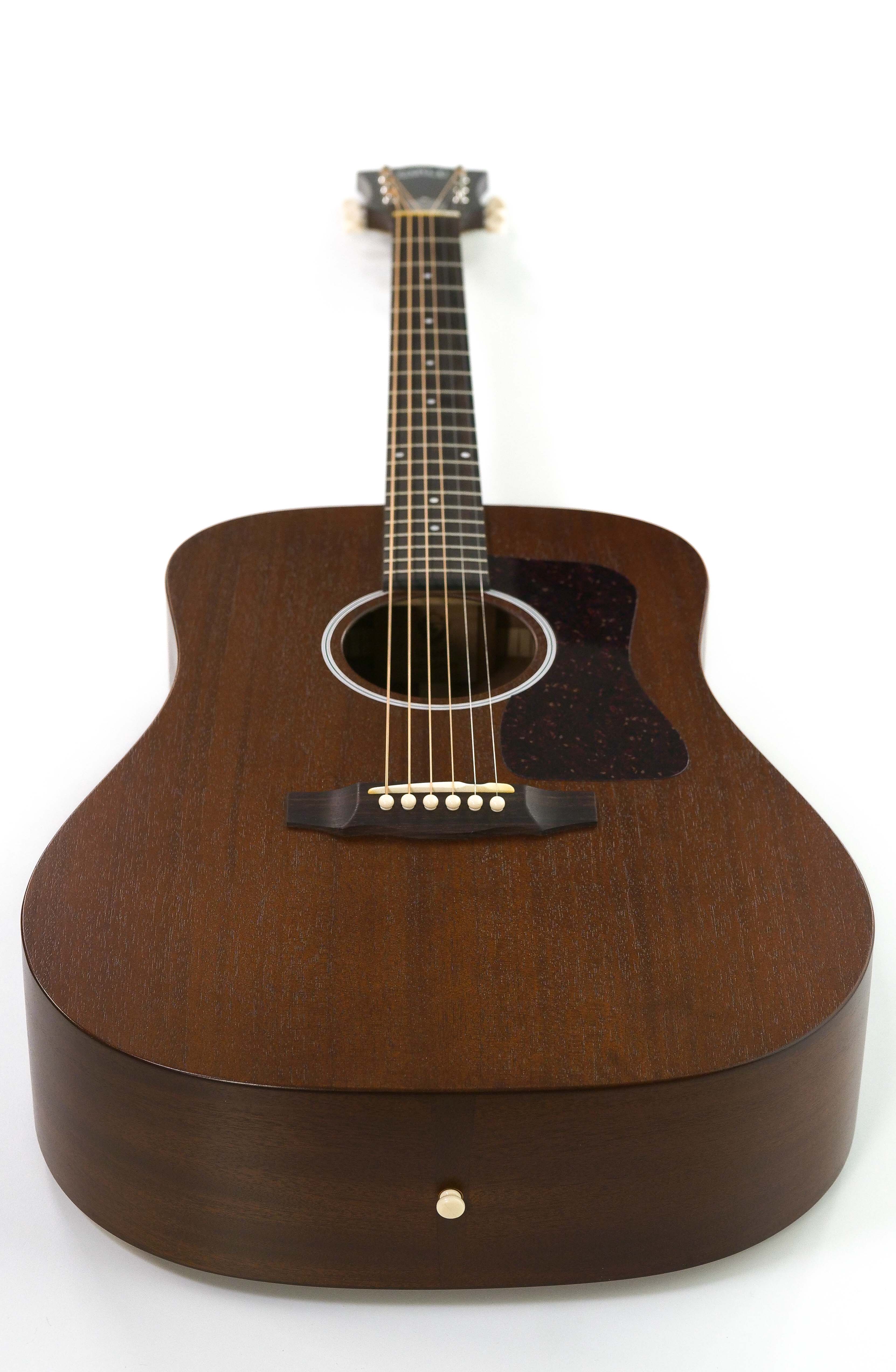 Guild D-20 Acoustic Guitar