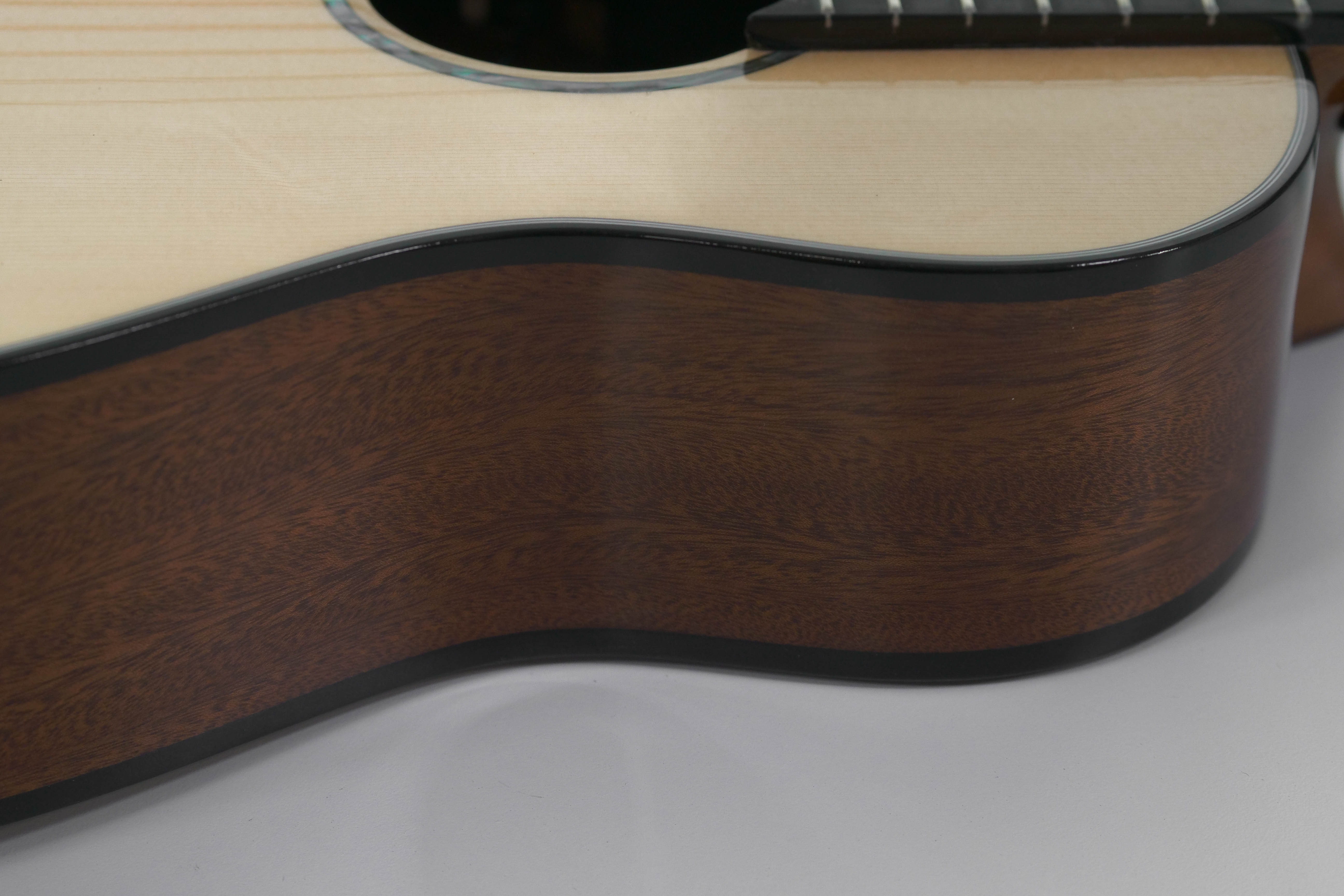 Romero Creations RC-B6-S-SM Baritone Guitar