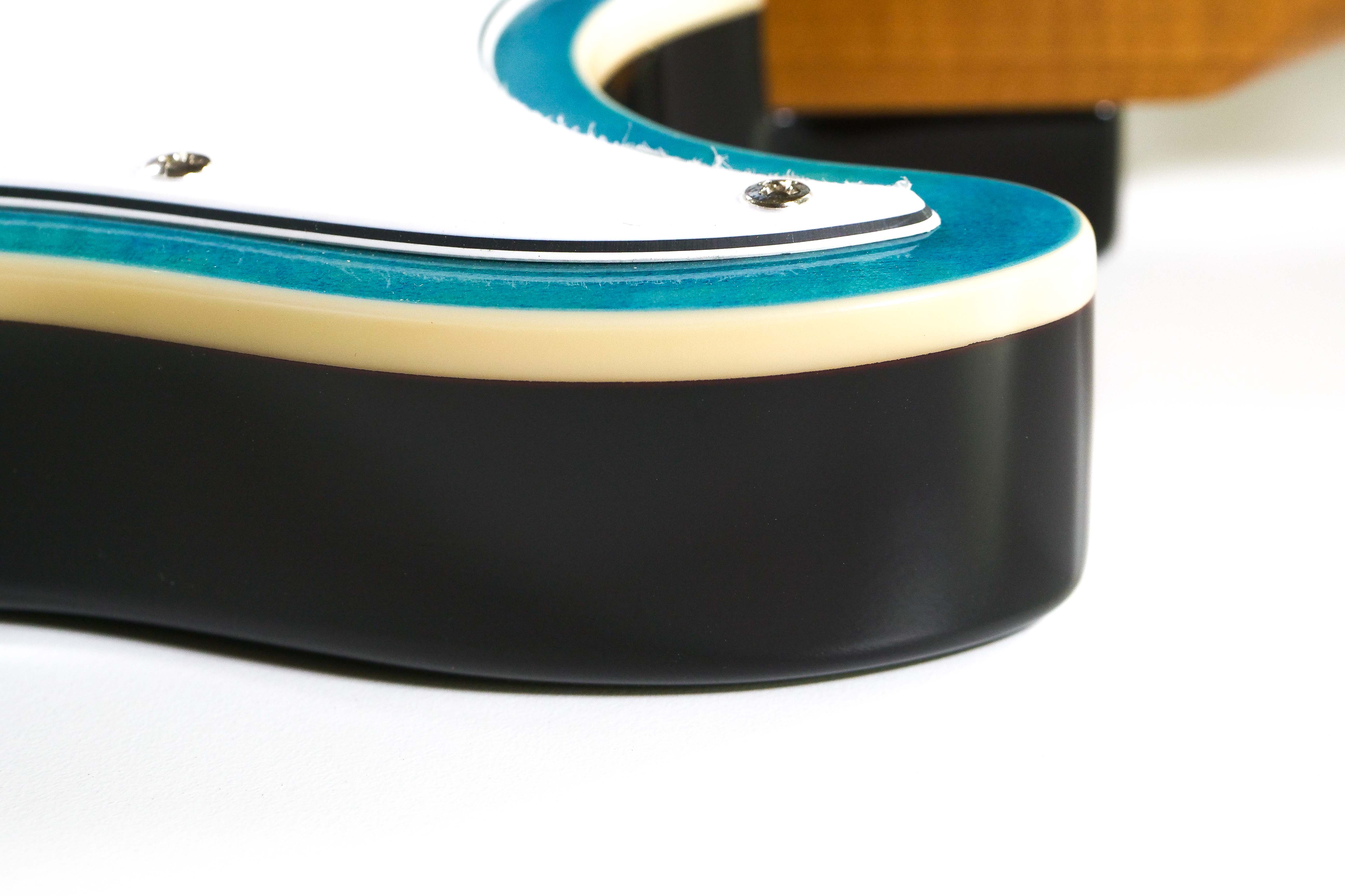 Flight Pathfinder OBL Electric Baritone Ukulele - Terry Carter