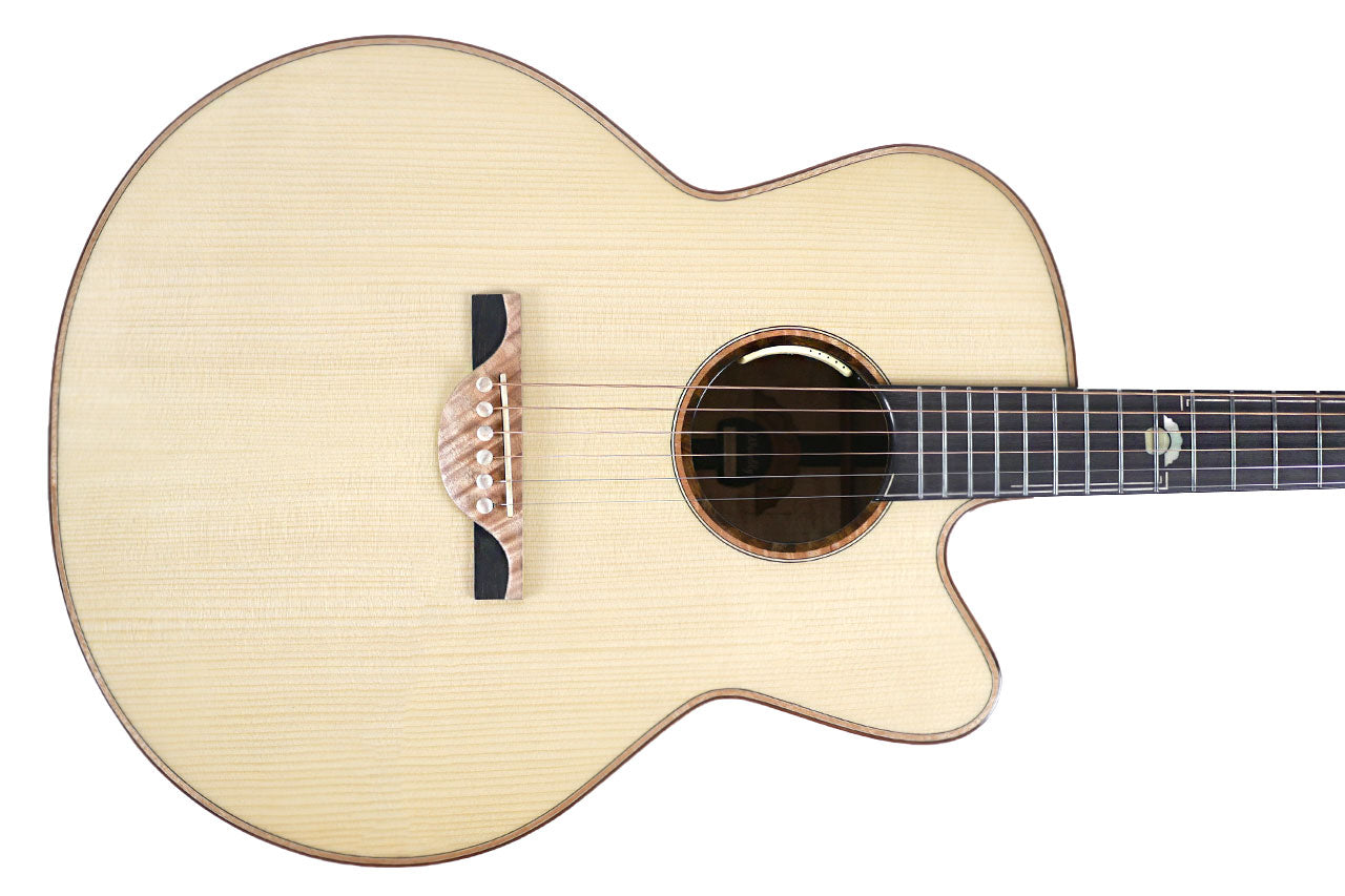 Mérida WEMBLY Jumbo Acoustic-Electric Guitar