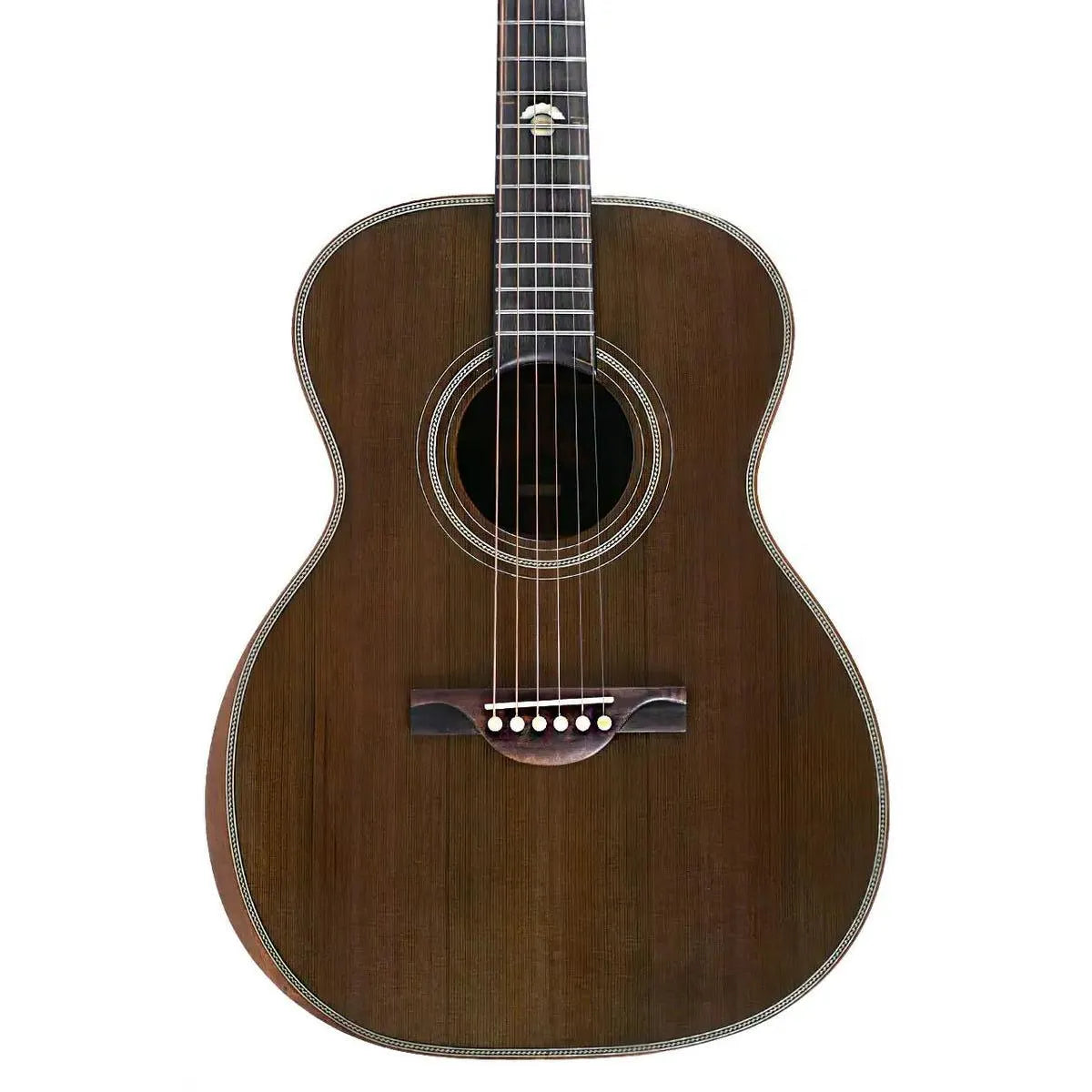 Mérida EMPRESS Orchestra Acoustic-Electric Guitar with dark cedar top, rosewood fretboard, and detailed rosette.
