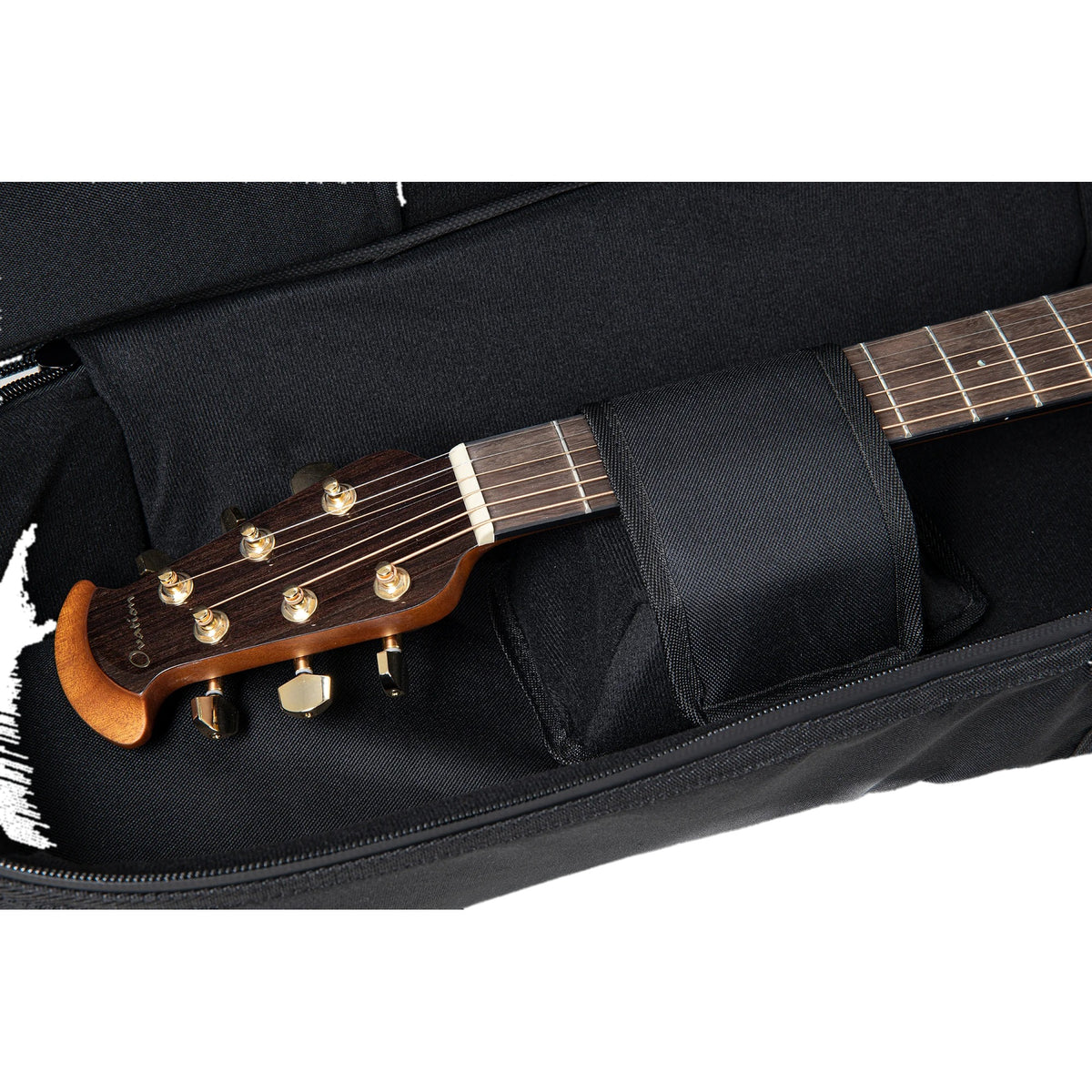 Ovation mid-depth gig bag OV213200, interior with a guitar headstock resting on the neck support