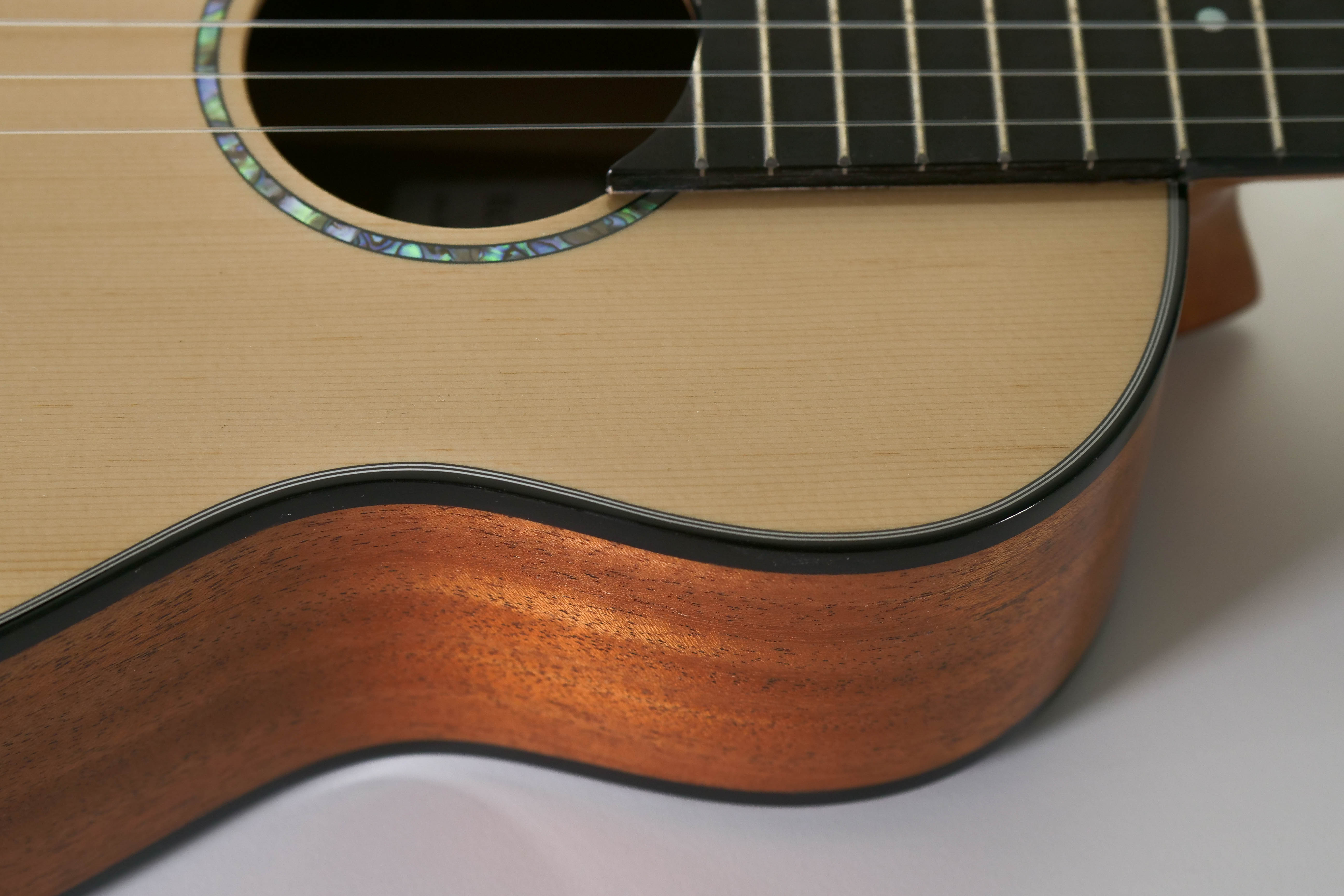 Romero Creations RC-B6-SM 6 String Baritone Guitar/Guilele Spruce/Mahogany Nylon String "MARLIN" E to E Tuning