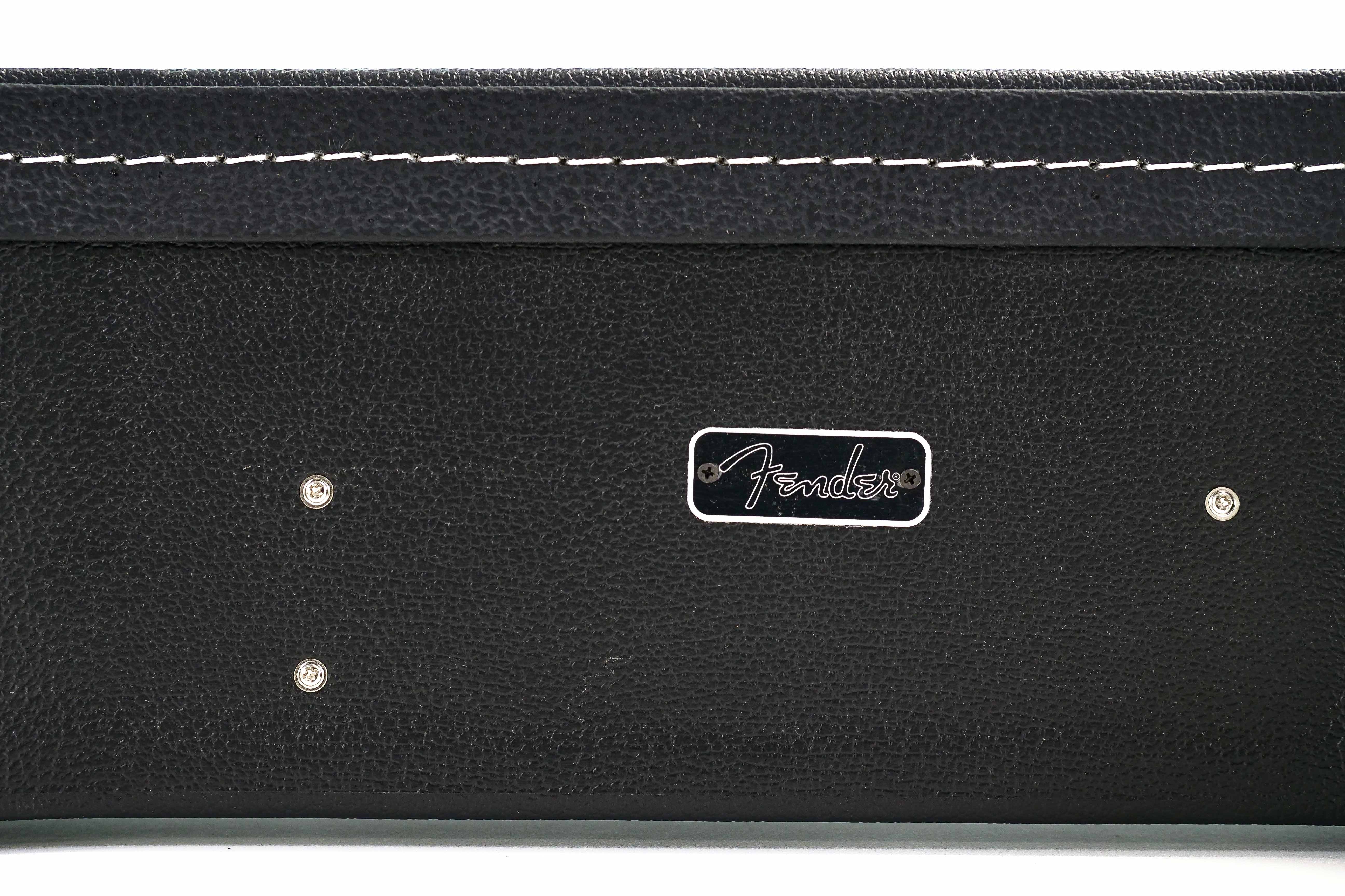 Fender Flat-Top Dreadnought Acoustic Guitar Hardshell Case - BLACK
